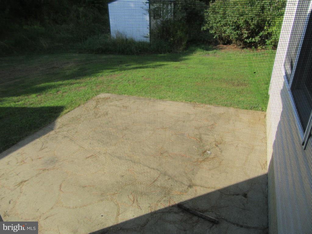 GREENBRIER - Residential Lease