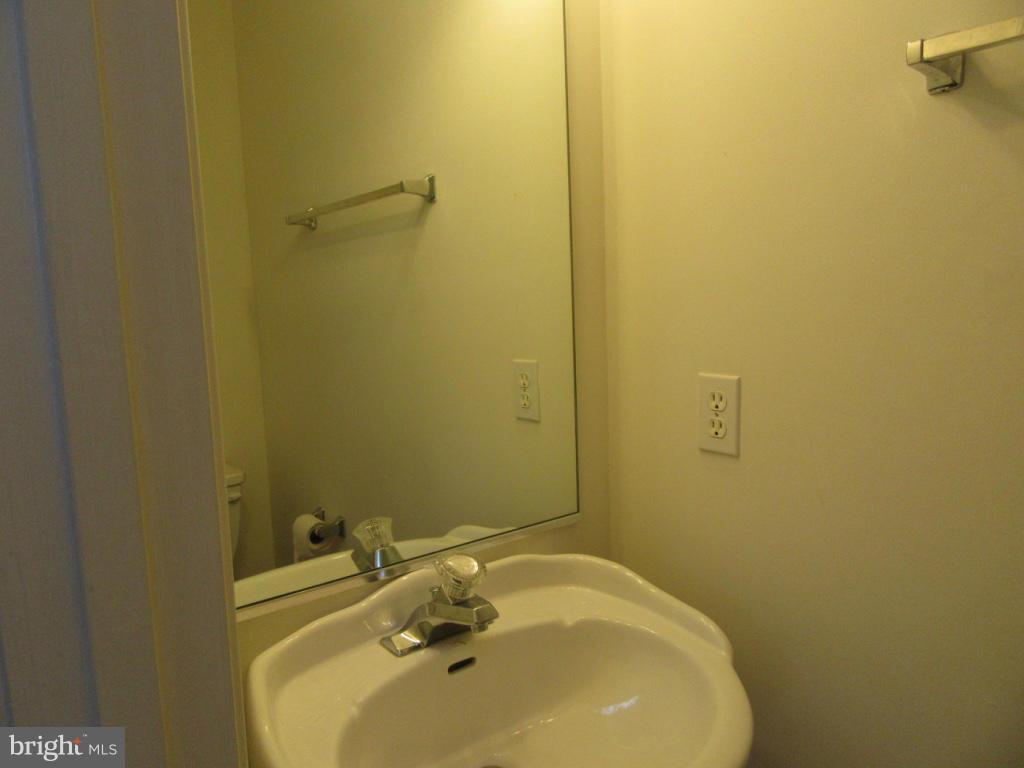 GREENBRIER - Residential Lease