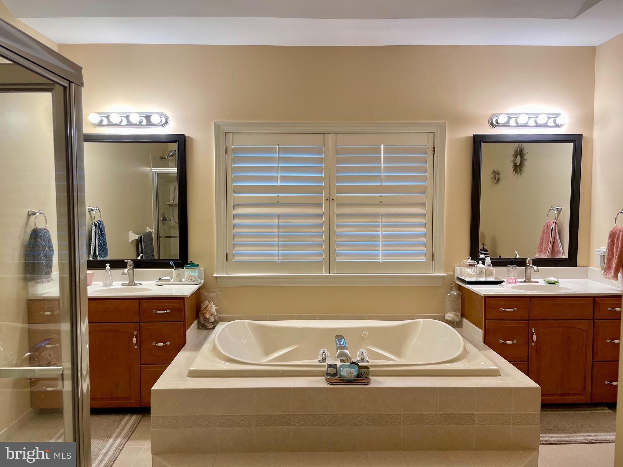 SWEDESFORD CHASE - Residential