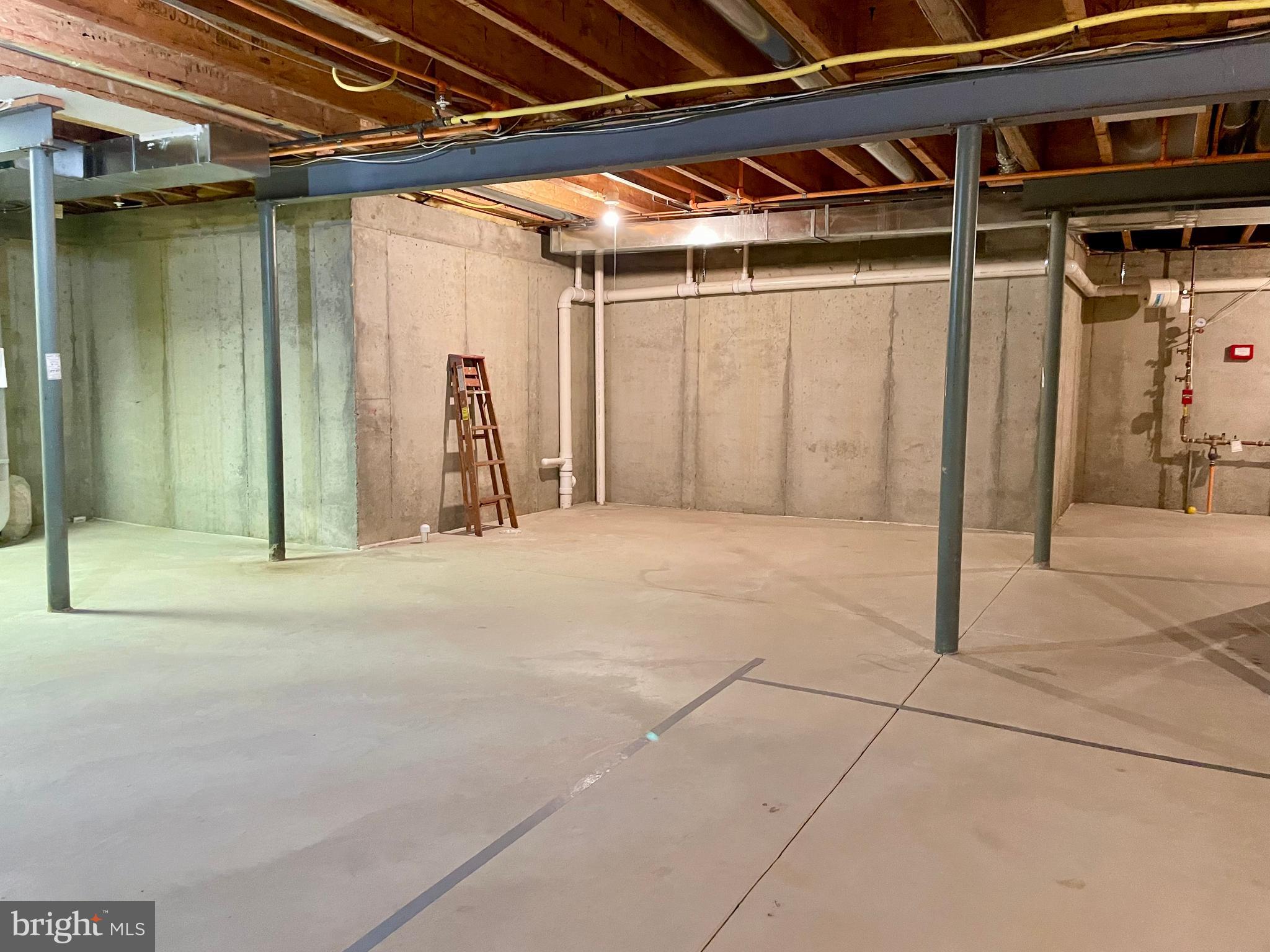 SWEDESFORD CHASE - Residential