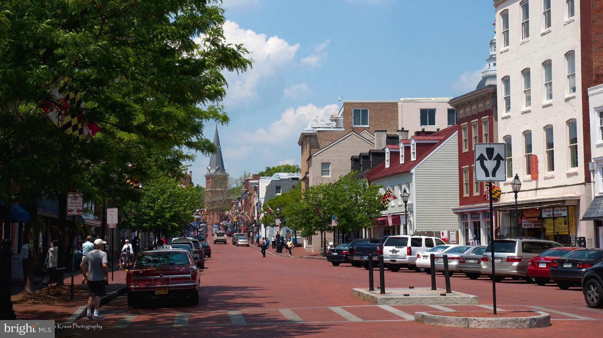 MCGUCKIAN - Residential