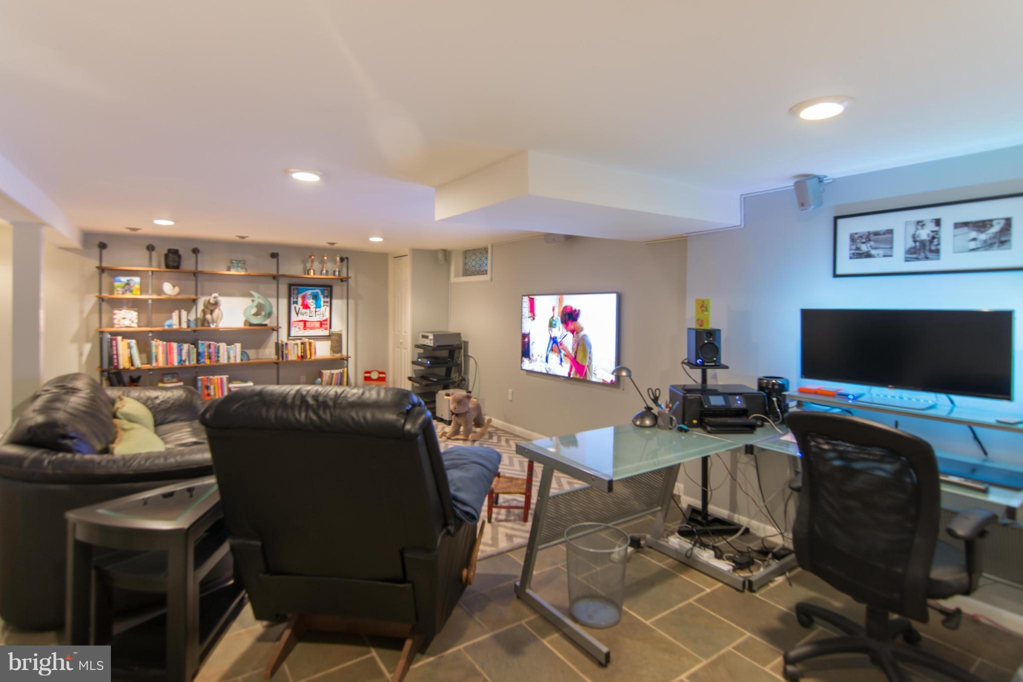 MCGUCKIAN - Residential