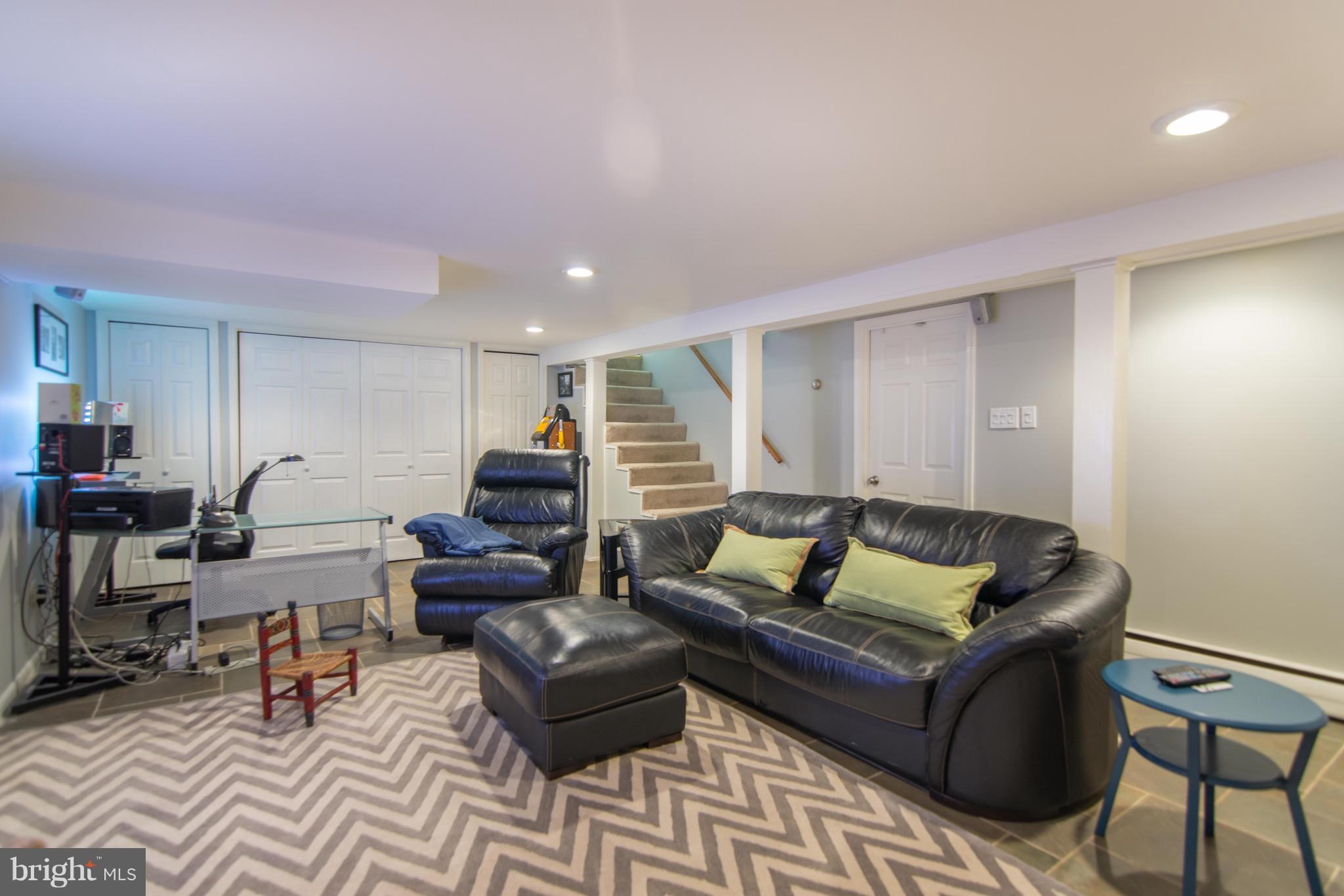 MCGUCKIAN - Residential