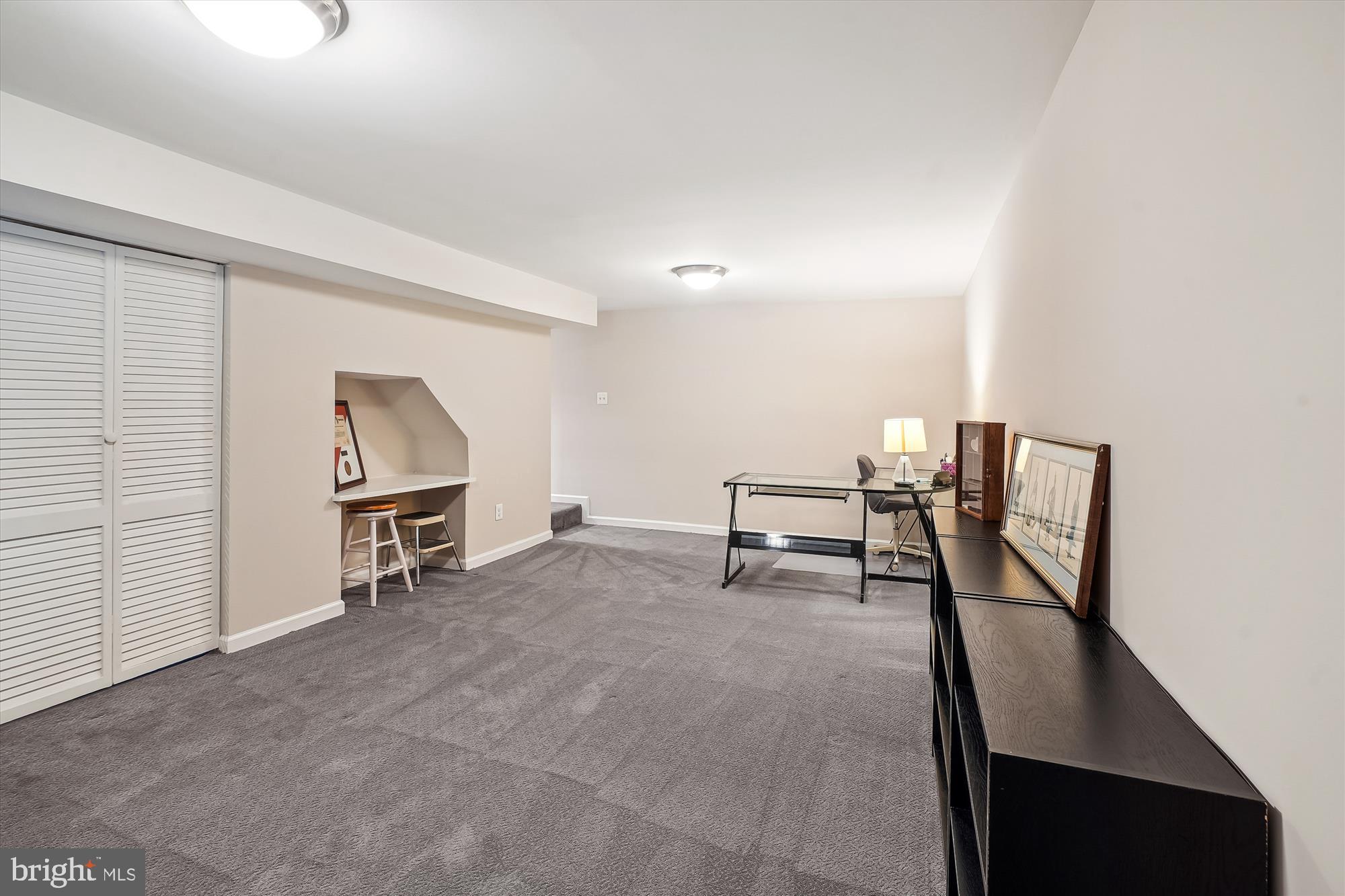 ORANGE HUNT ESTATES - Residential