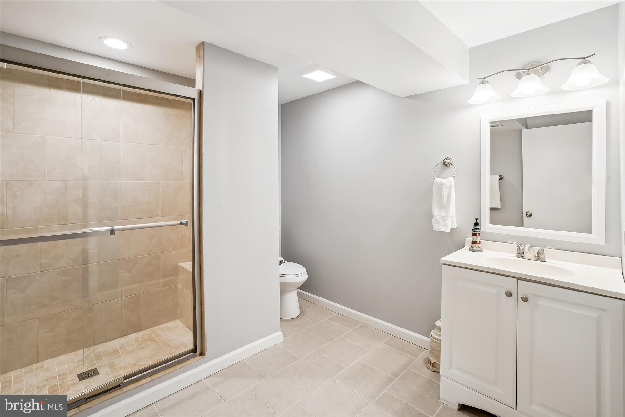 ORANGE HUNT ESTATES - Residential