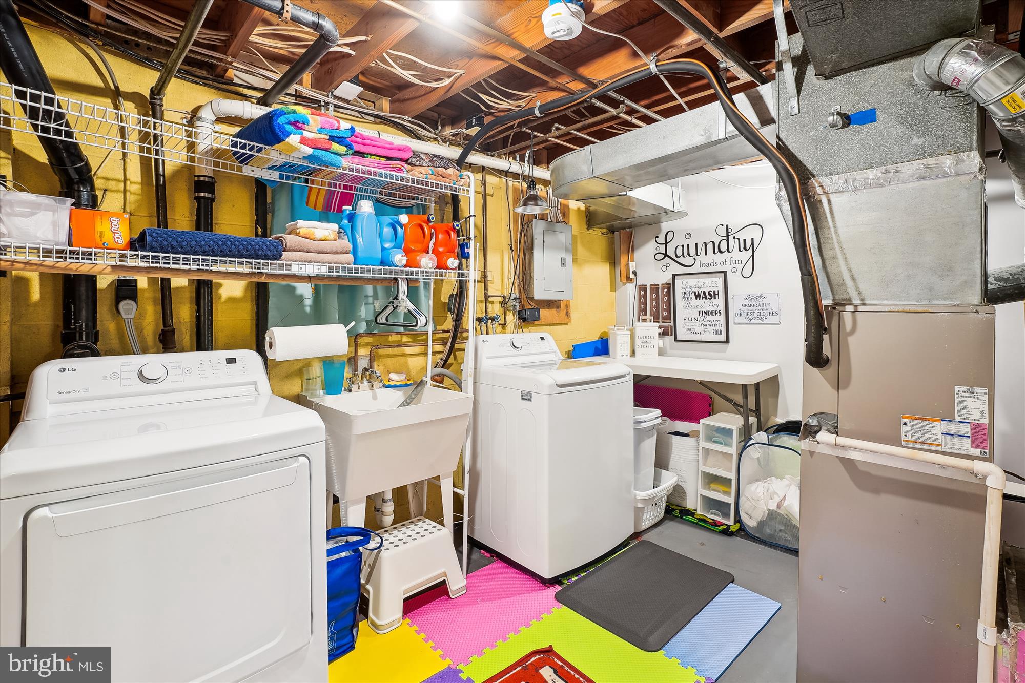 ORANGE HUNT ESTATES - Residential