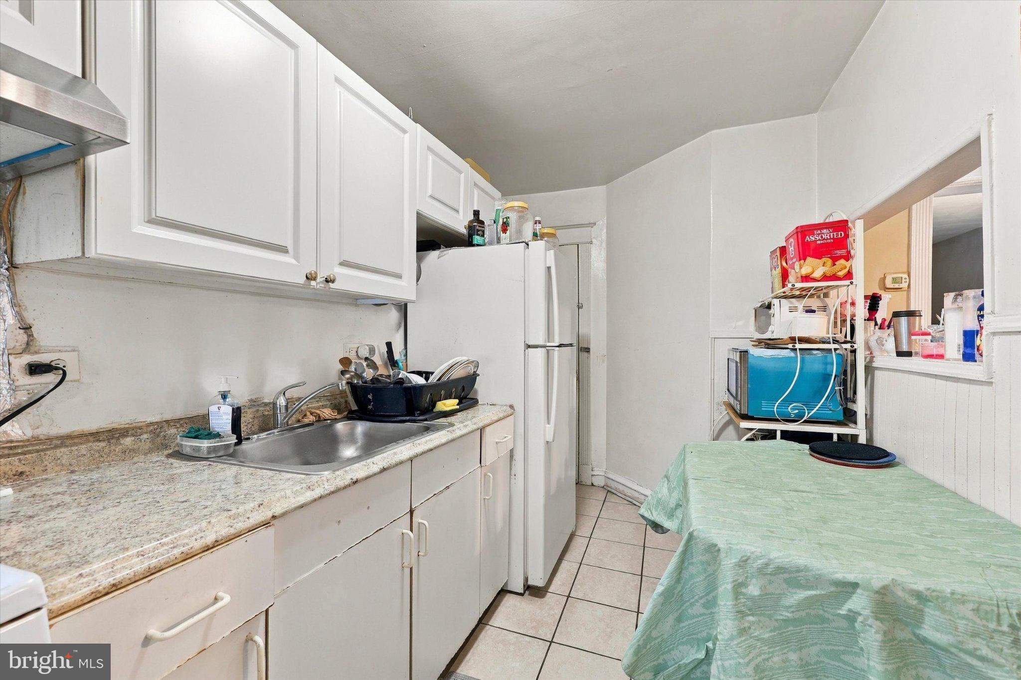242 HEATHER ROAD