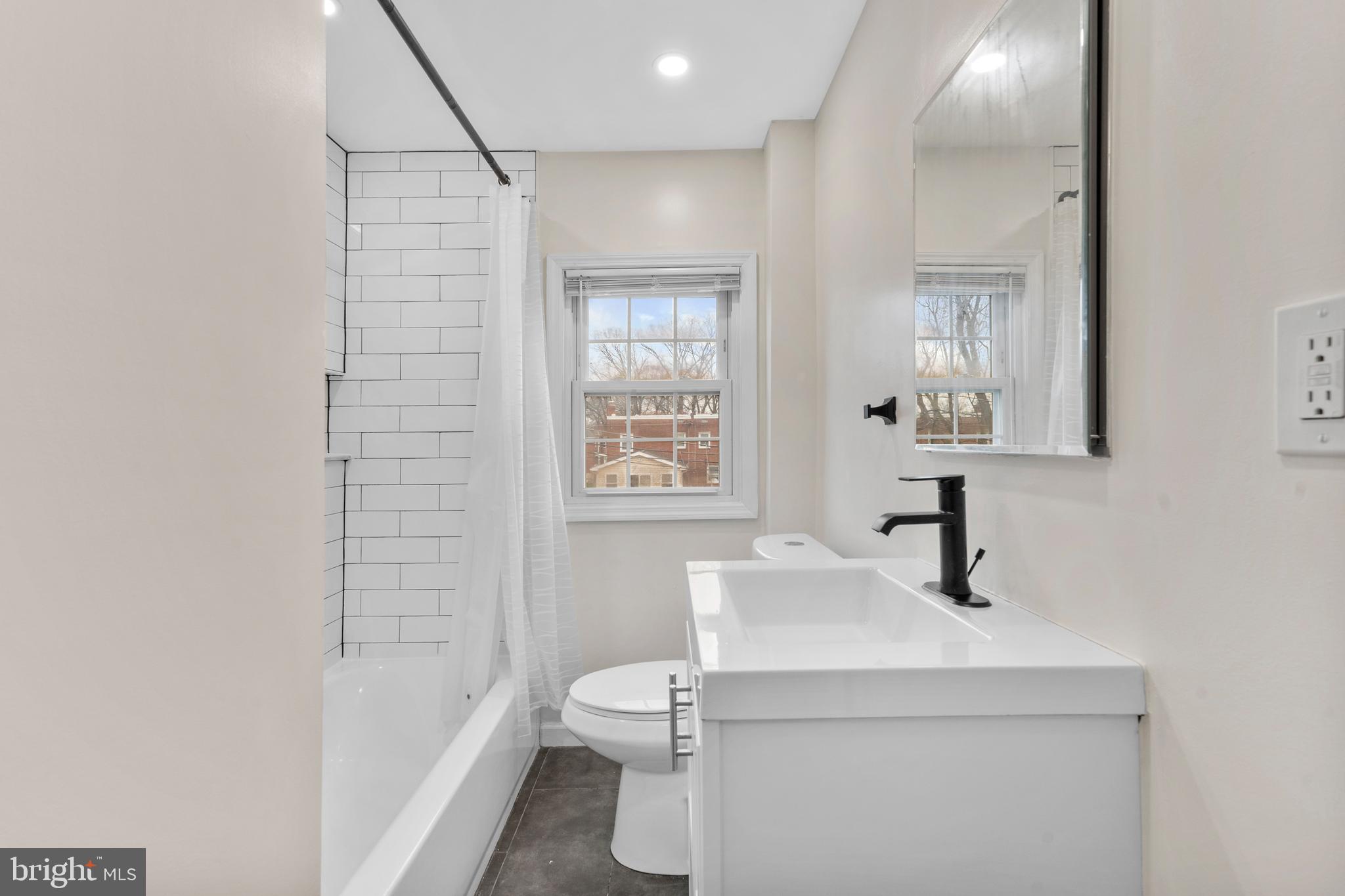 RIDLEY PARK - Residential