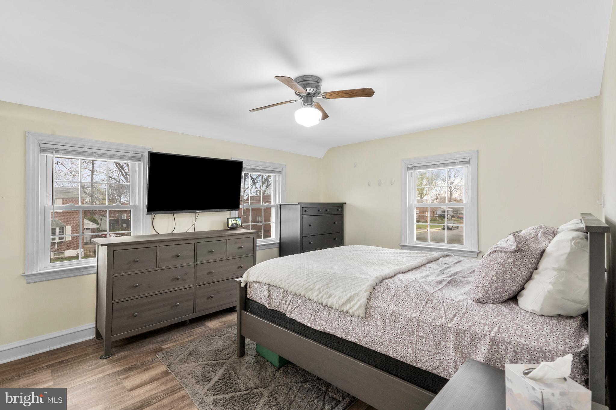 RIDLEY PARK - Residential