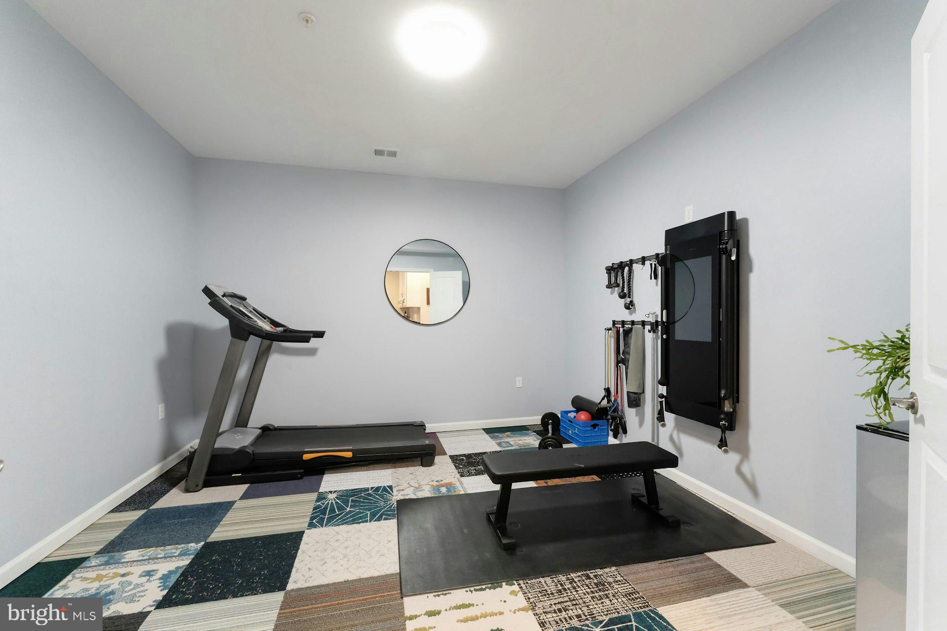 CADENCE AT LANSDOWNE - Residential