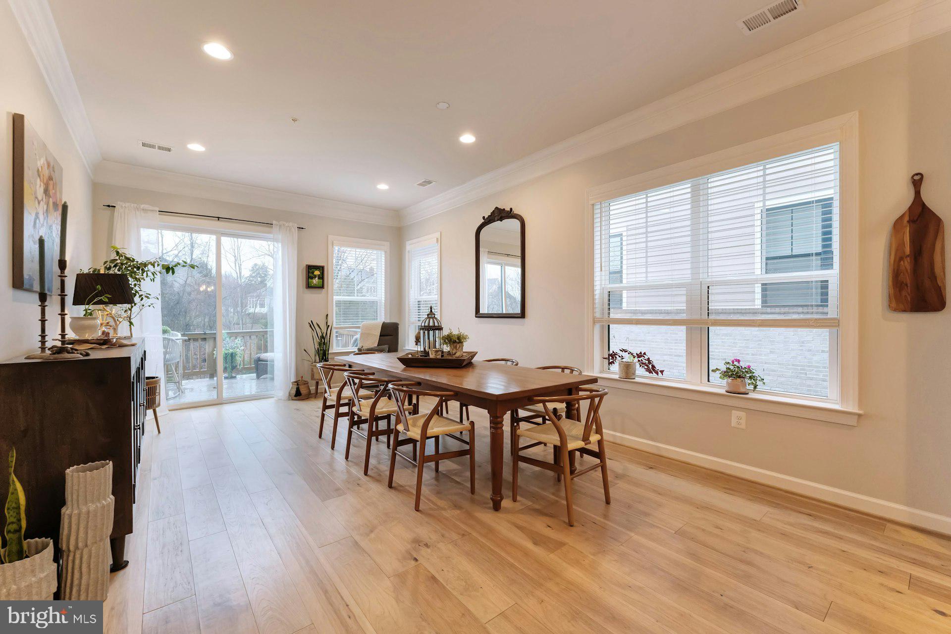 CADENCE AT LANSDOWNE - Residential