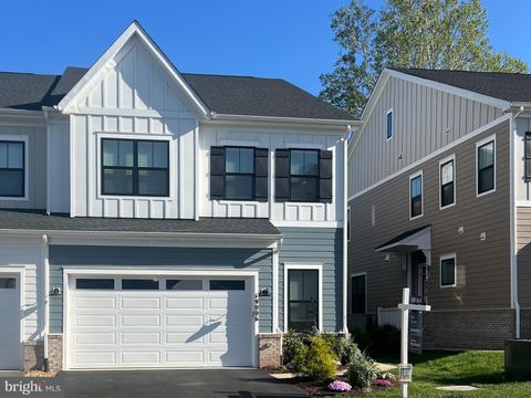 Photo of 19006 Coral Reef Square, LEESBURG, VA 20176 (MLS # VALO2118090)
