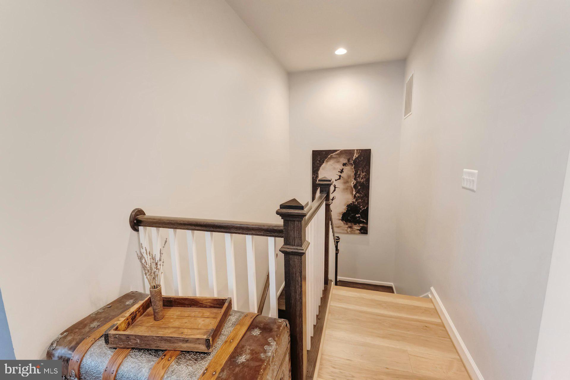 CADENCE AT LANSDOWNE - Residential