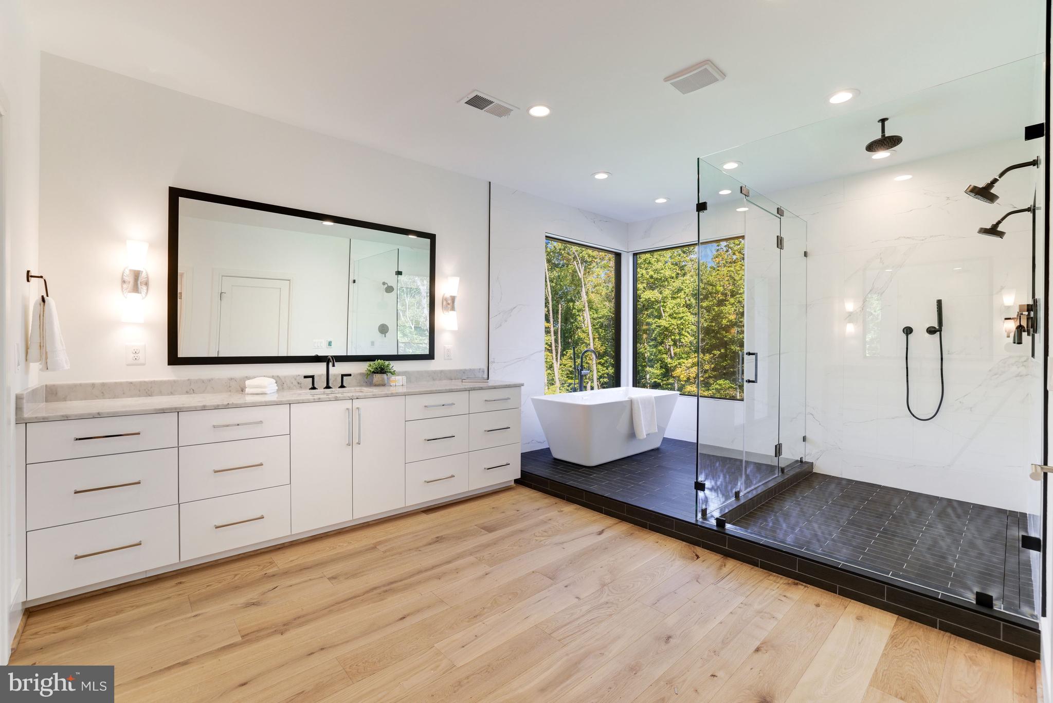 BULL NECK - Residential