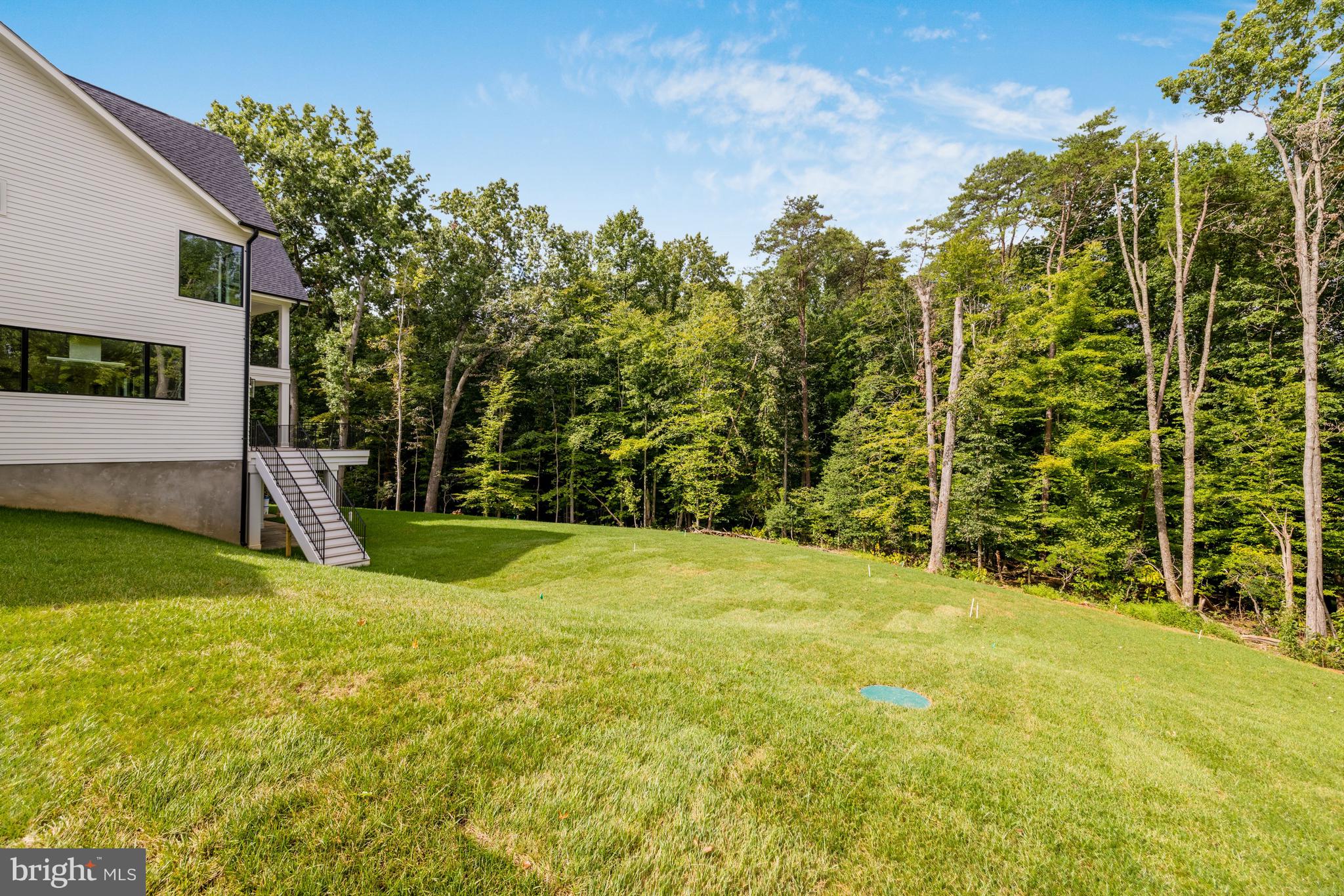 BULL NECK - Residential