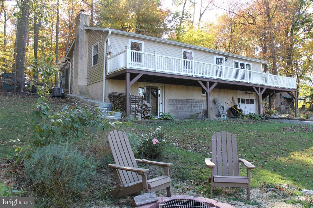 Photo of 5330 Old Strasburg Road, Kinzers, PA 17535 (MLS # PALA2059168)