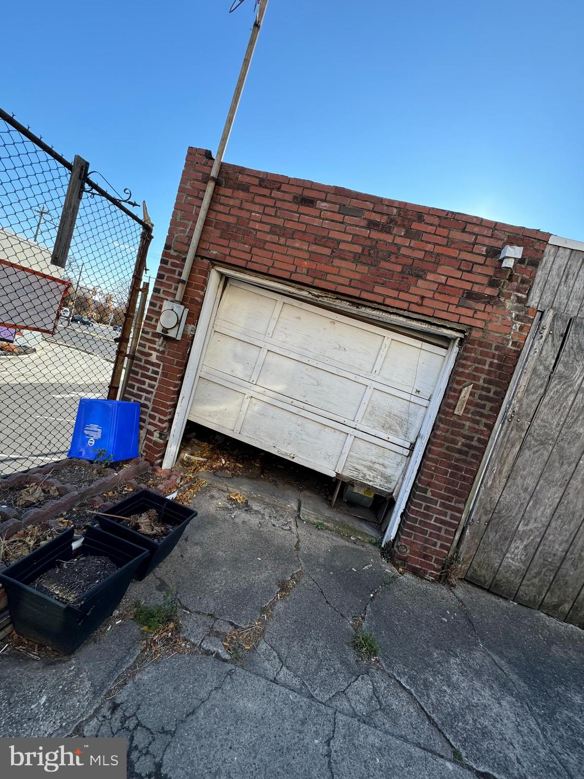 7233 MARSDEN STREET 1