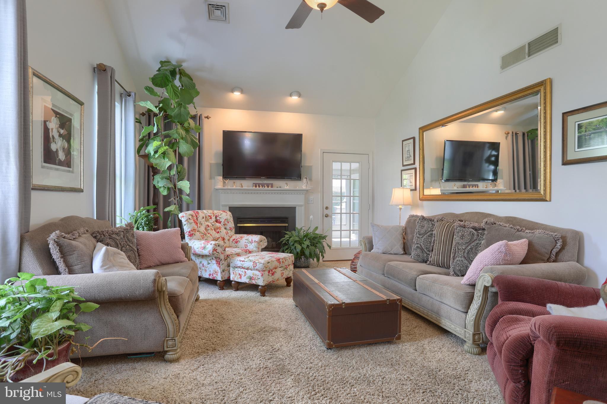 DEER RUN - Residential