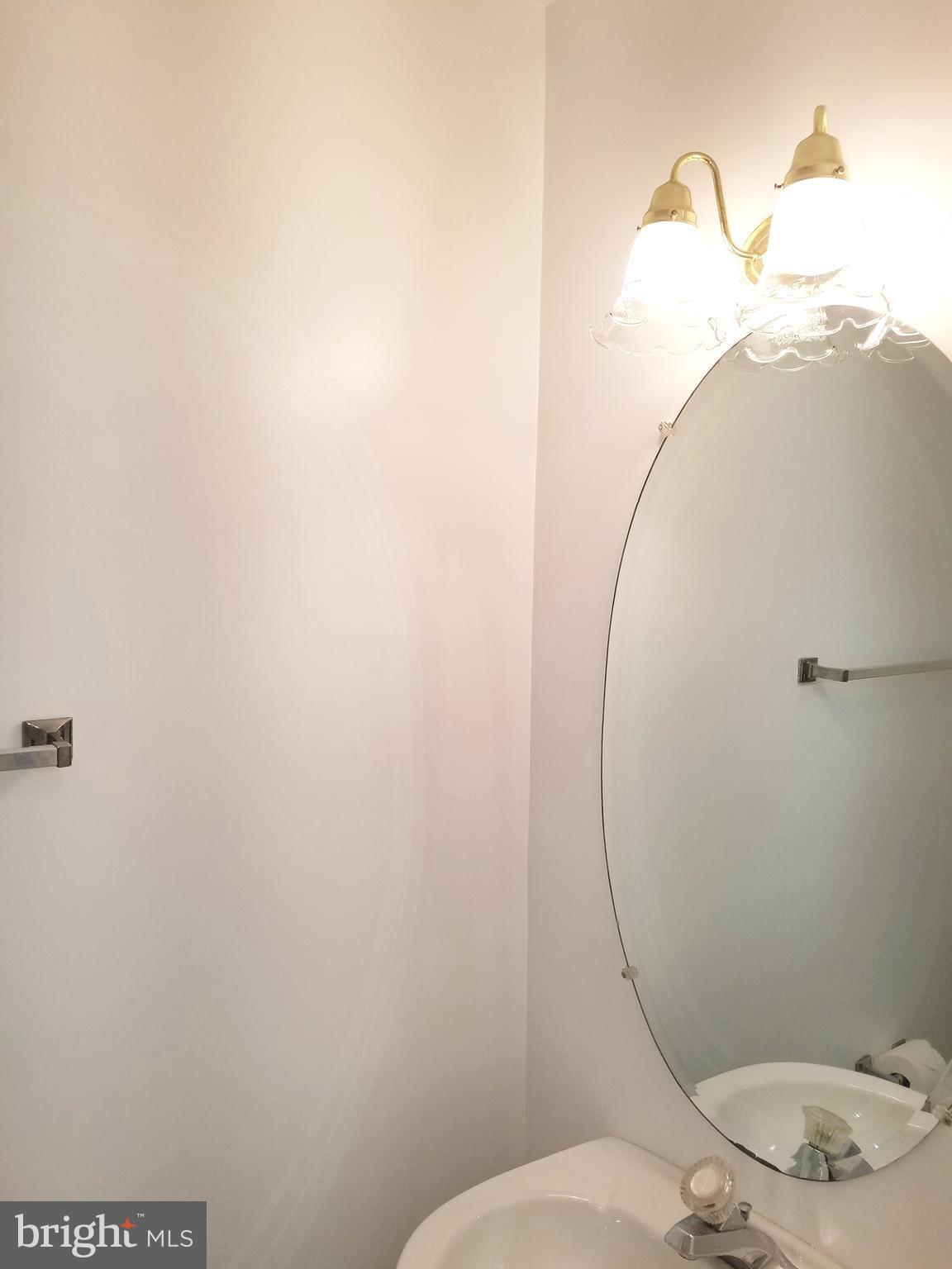 OVERLOOK POINTE - Residential