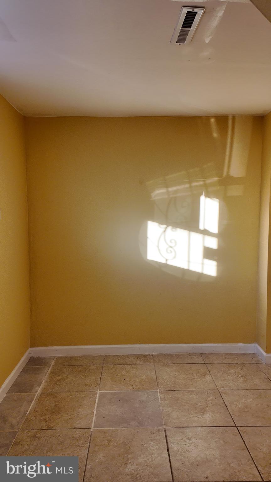 HIGHLAND GARDENS - Residential