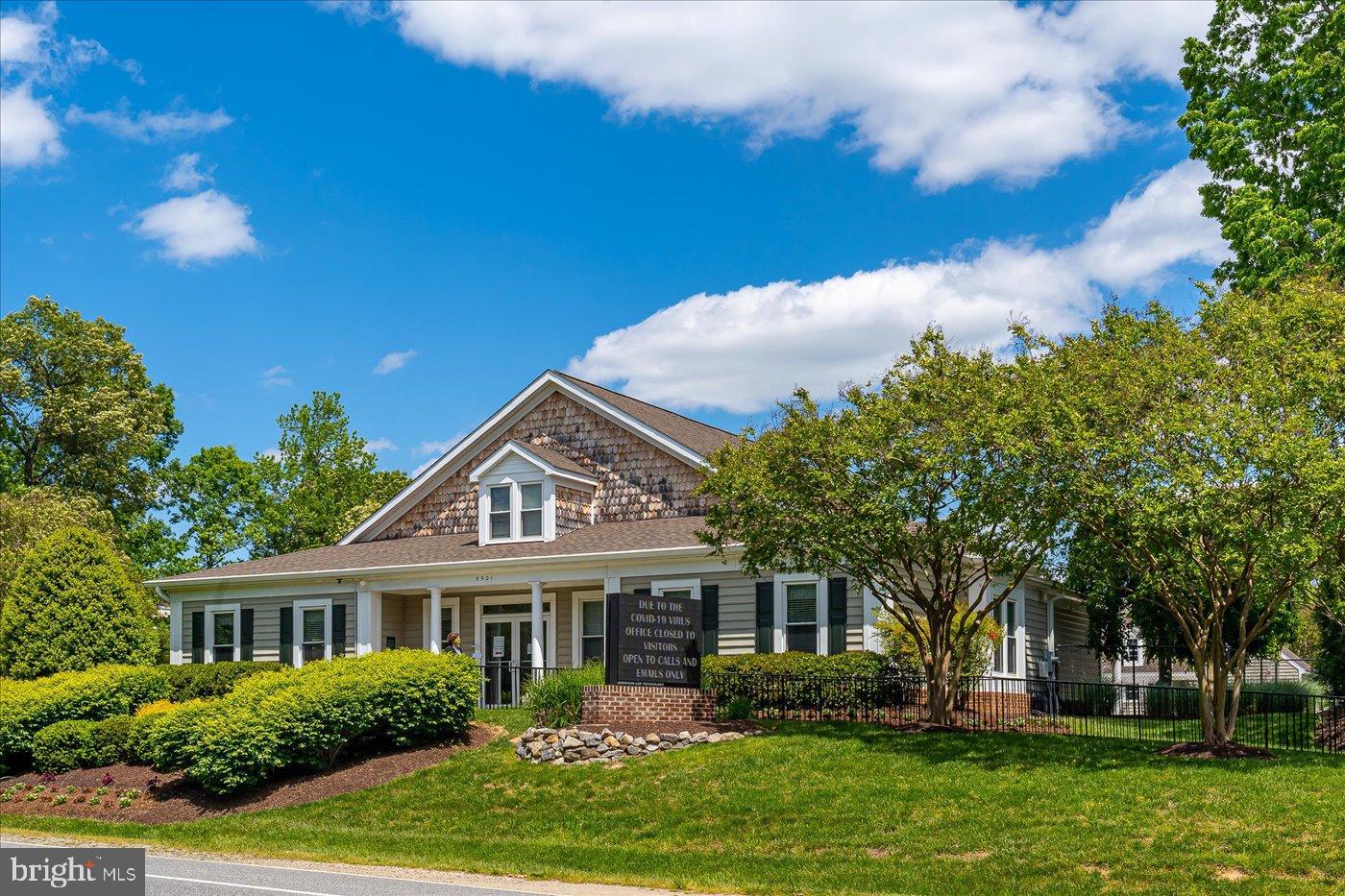 LEE'S HILL GRANDSTAFF NO - Residential