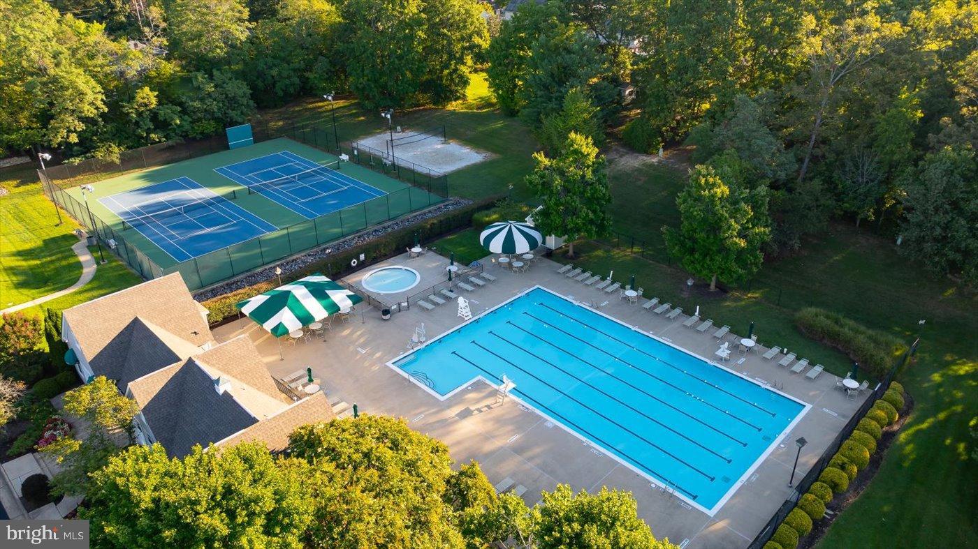 LEE'S HILL GRANDSTAFF NO - Residential