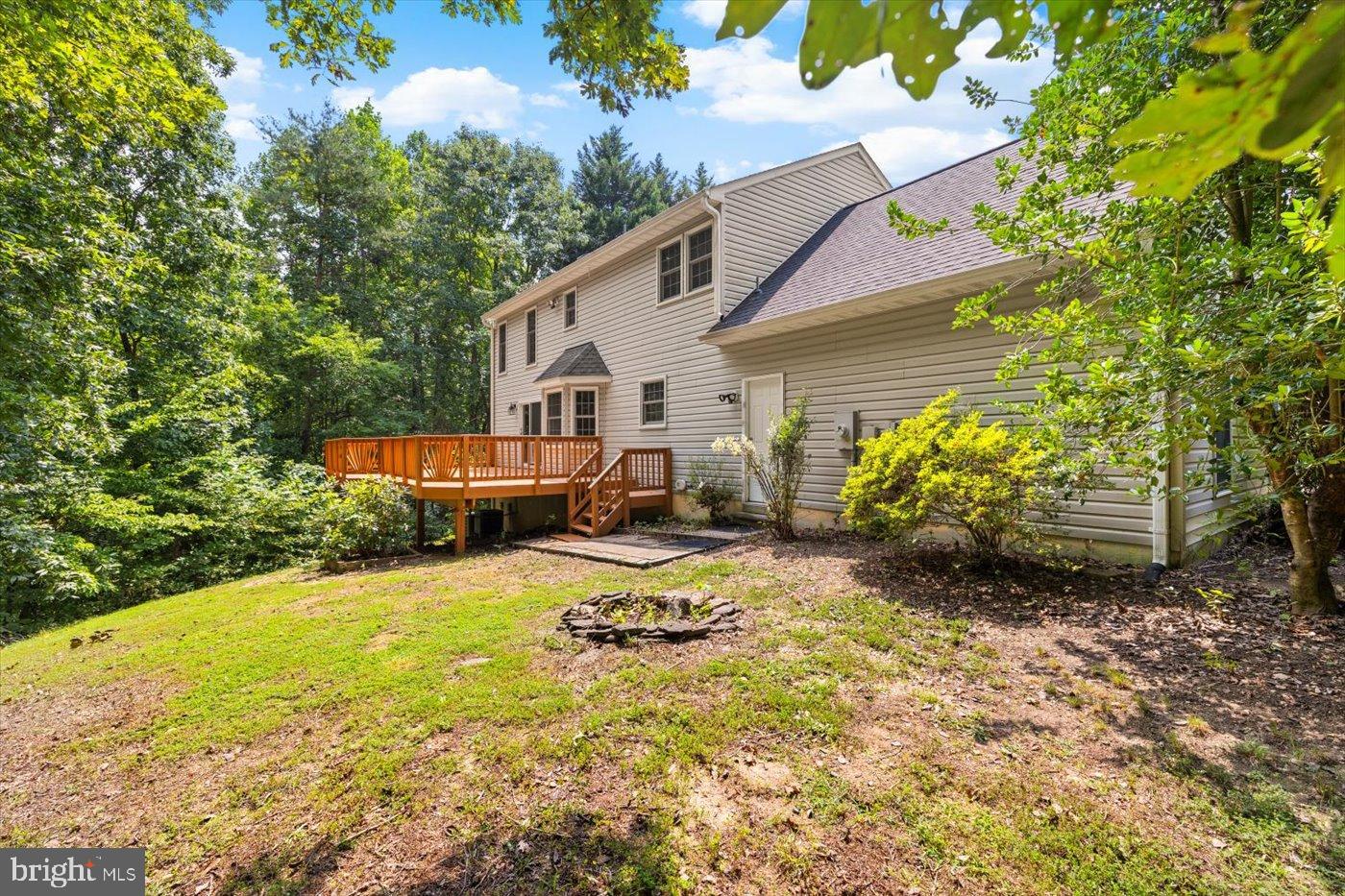 LEE'S HILL GRANDSTAFF NO - Residential