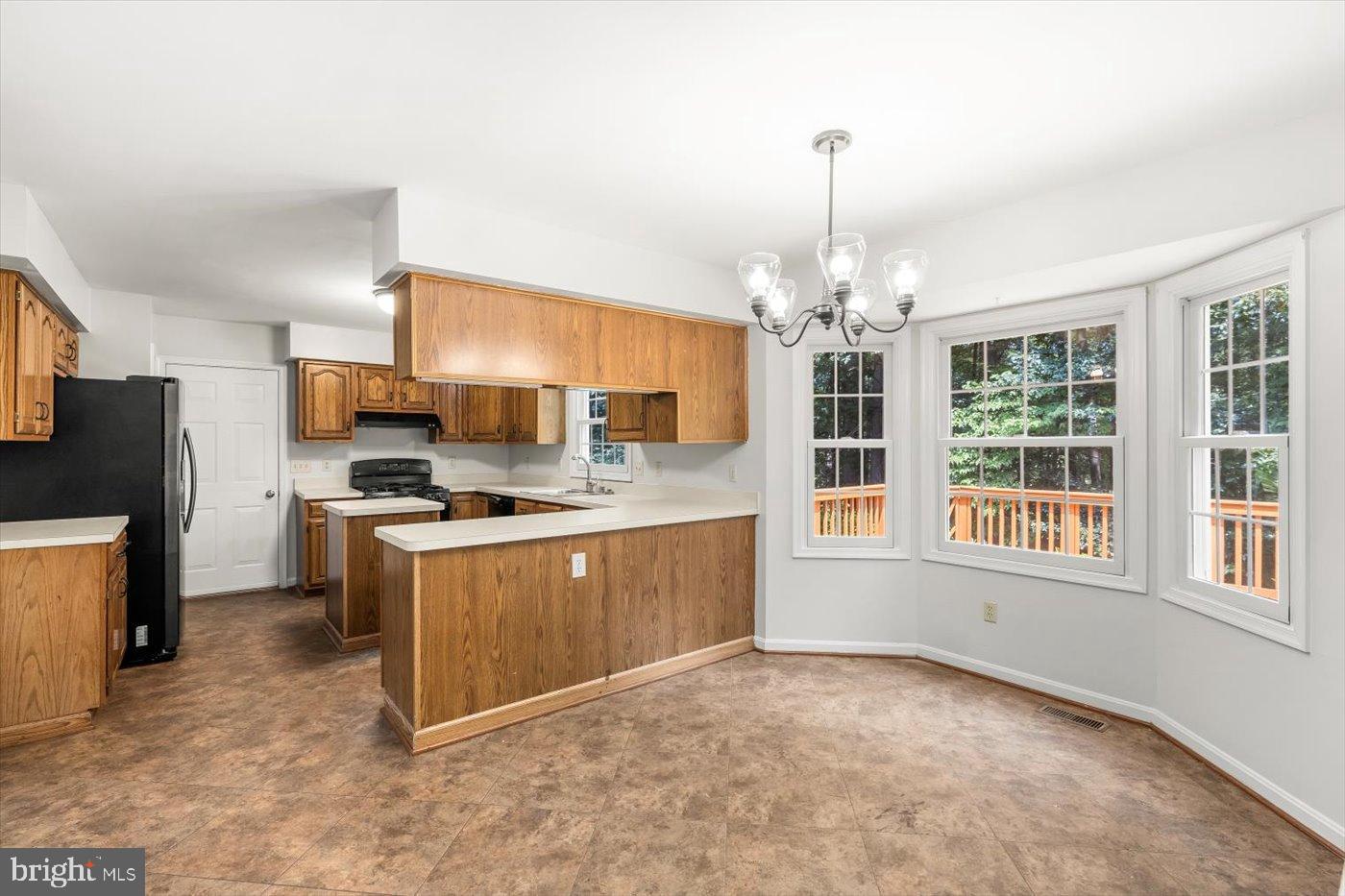 LEE'S HILL GRANDSTAFF NO - Residential