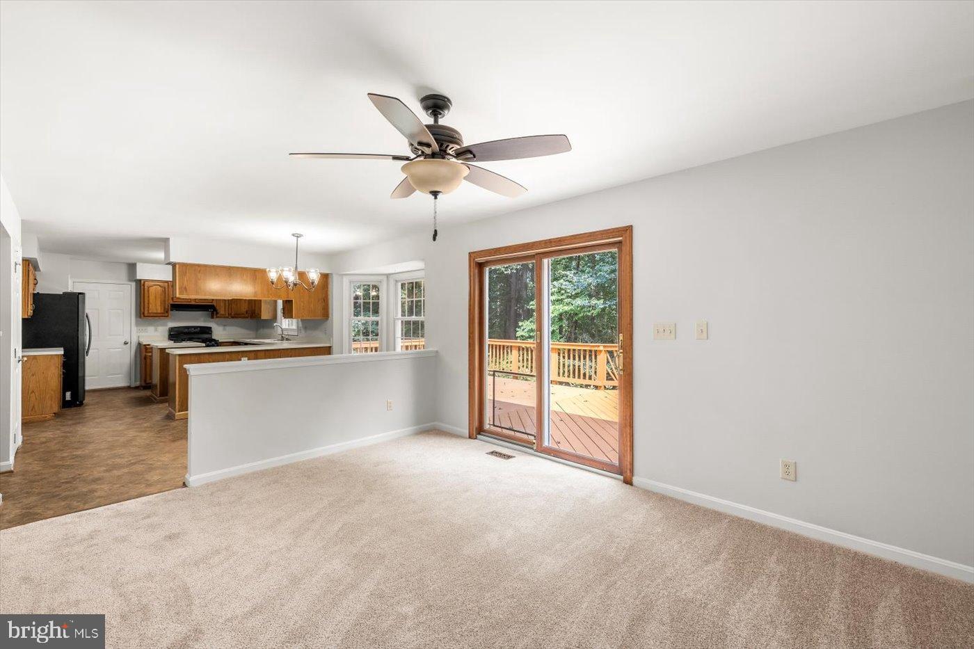 LEE'S HILL GRANDSTAFF NO - Residential