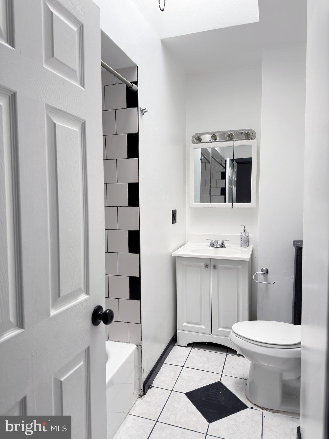 GERMANTOWN (EAST) - Residential Lease