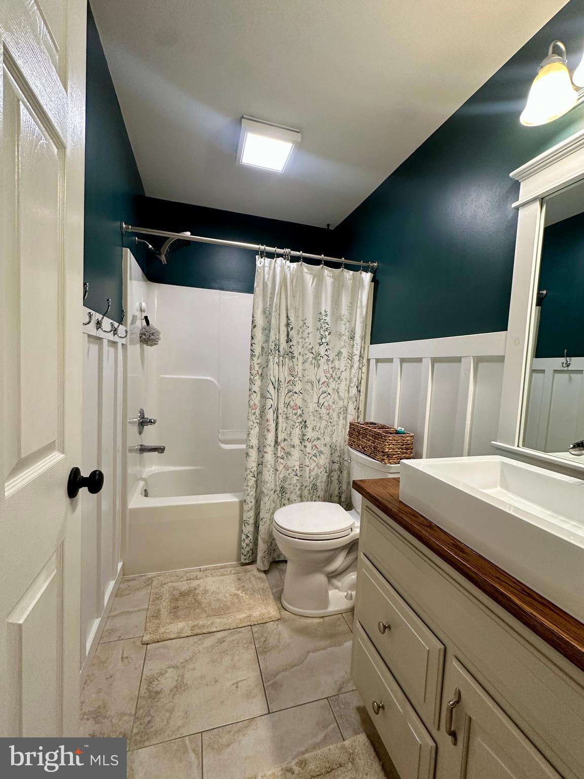 TWIN CREEKS - Residential