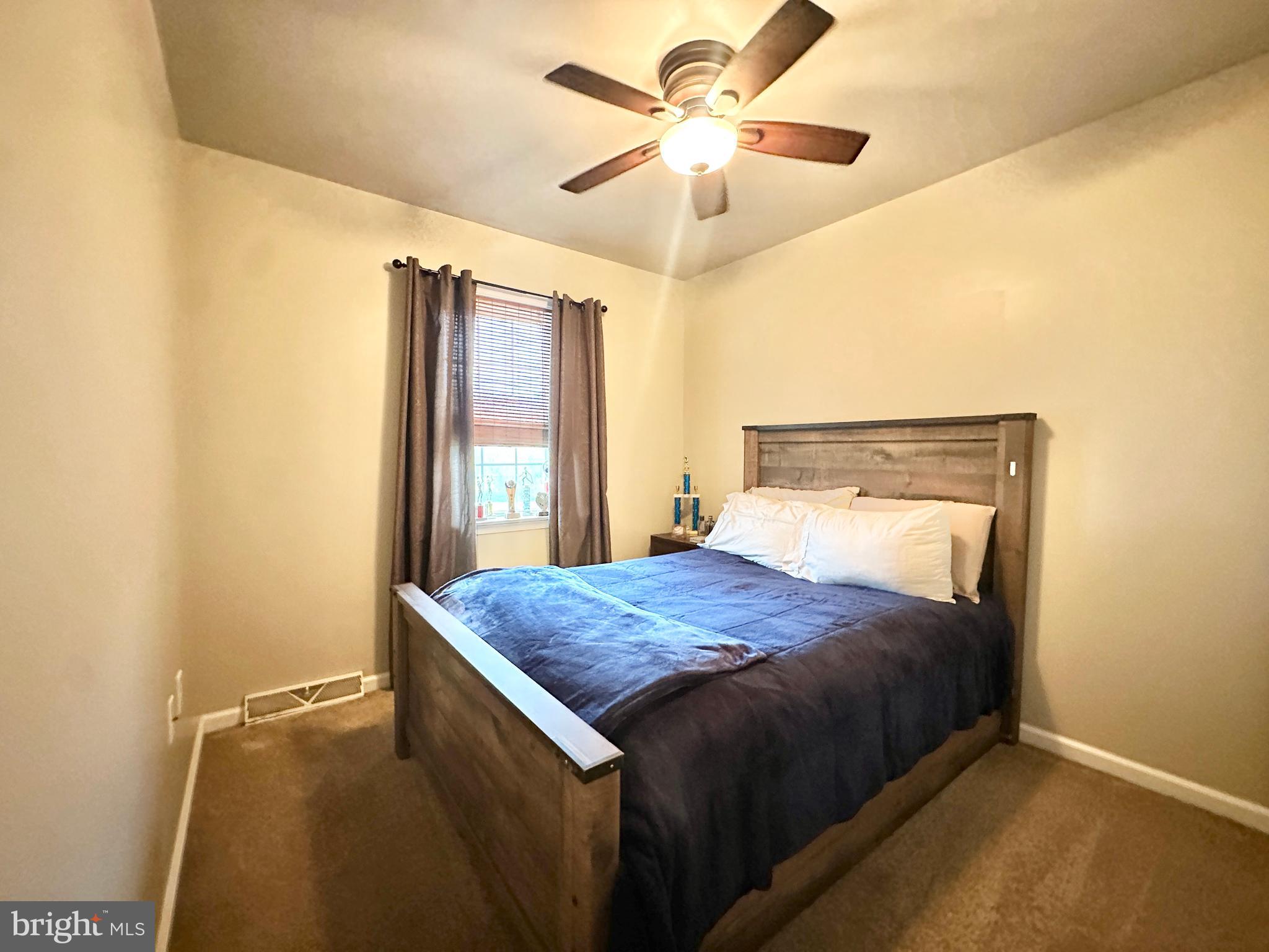 TWIN CREEKS - Residential