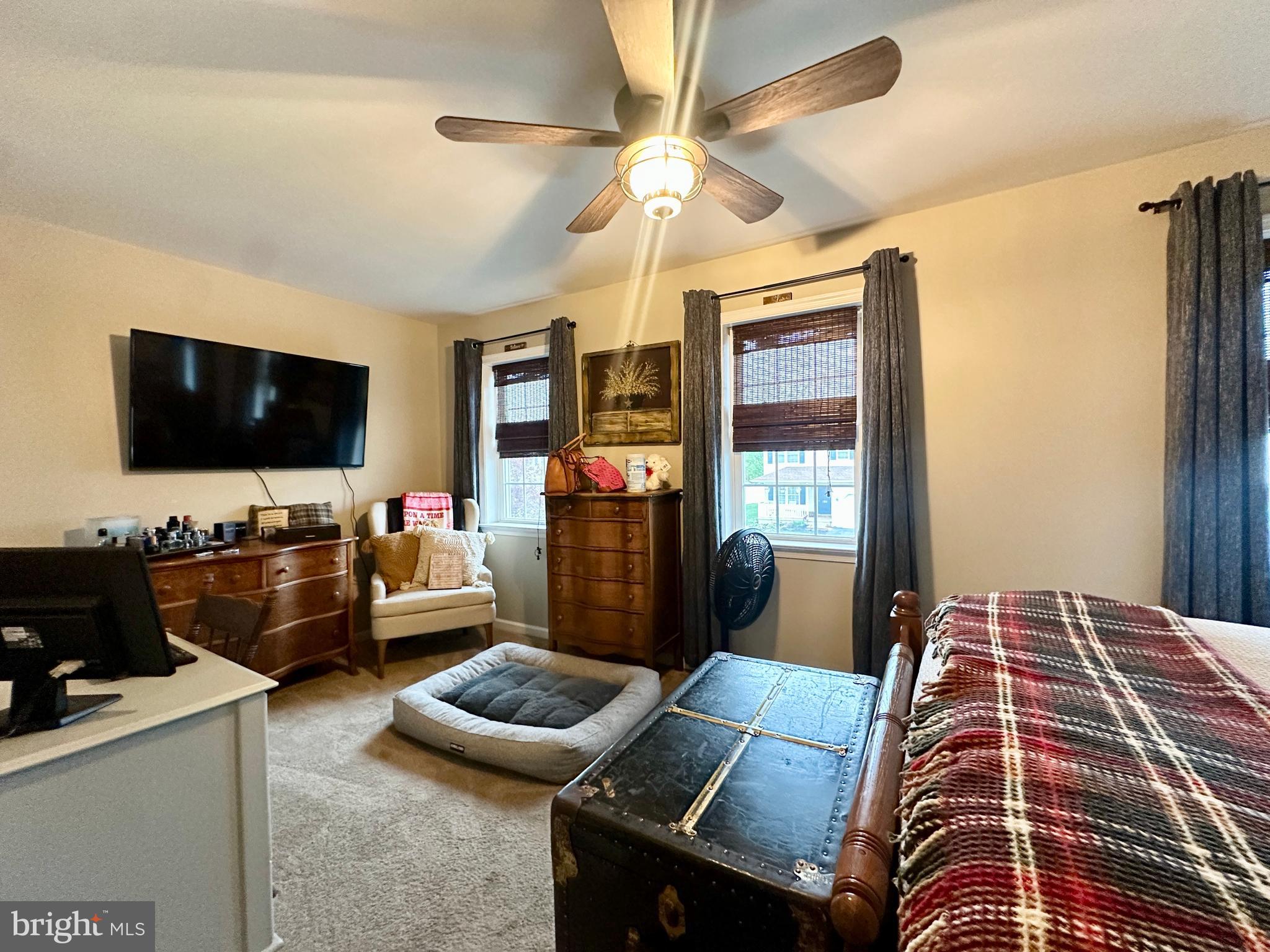 TWIN CREEKS - Residential