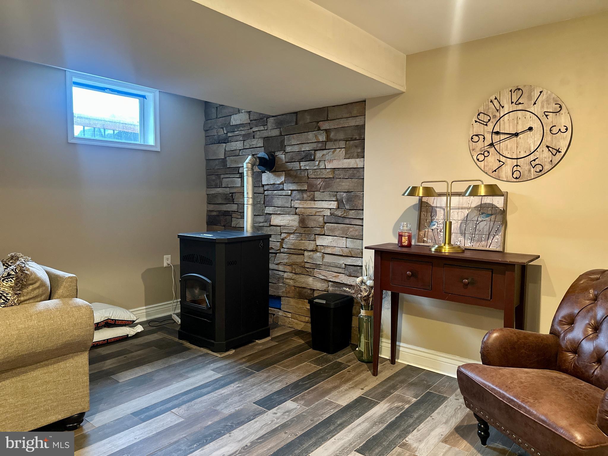 TWIN CREEKS - Residential