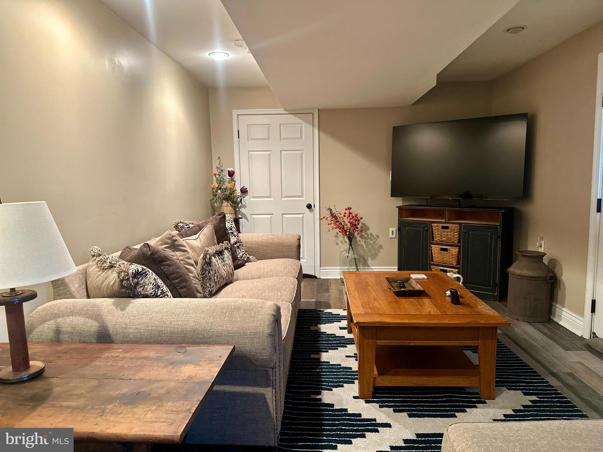 TWIN CREEKS - Residential