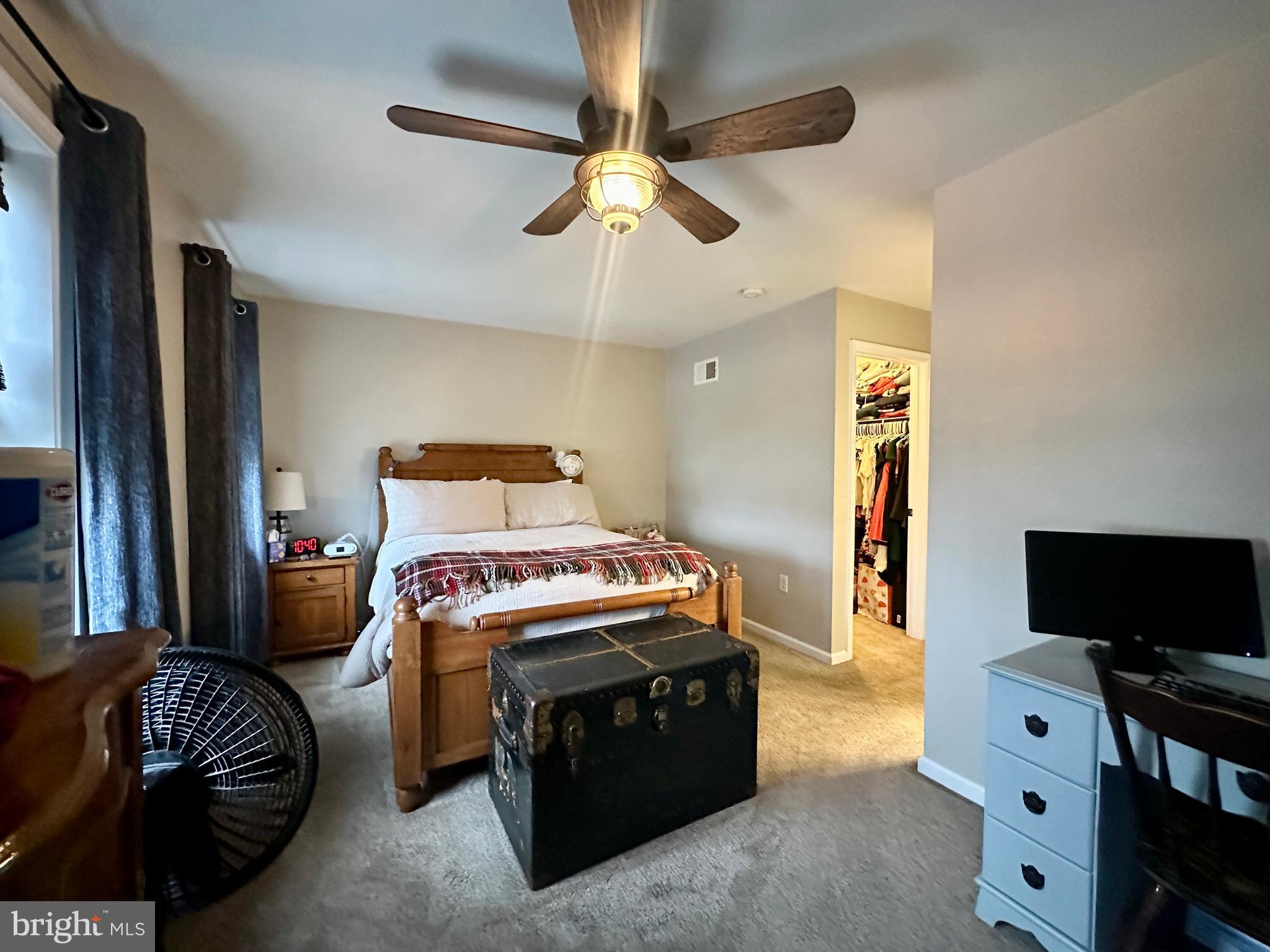 TWIN CREEKS - Residential