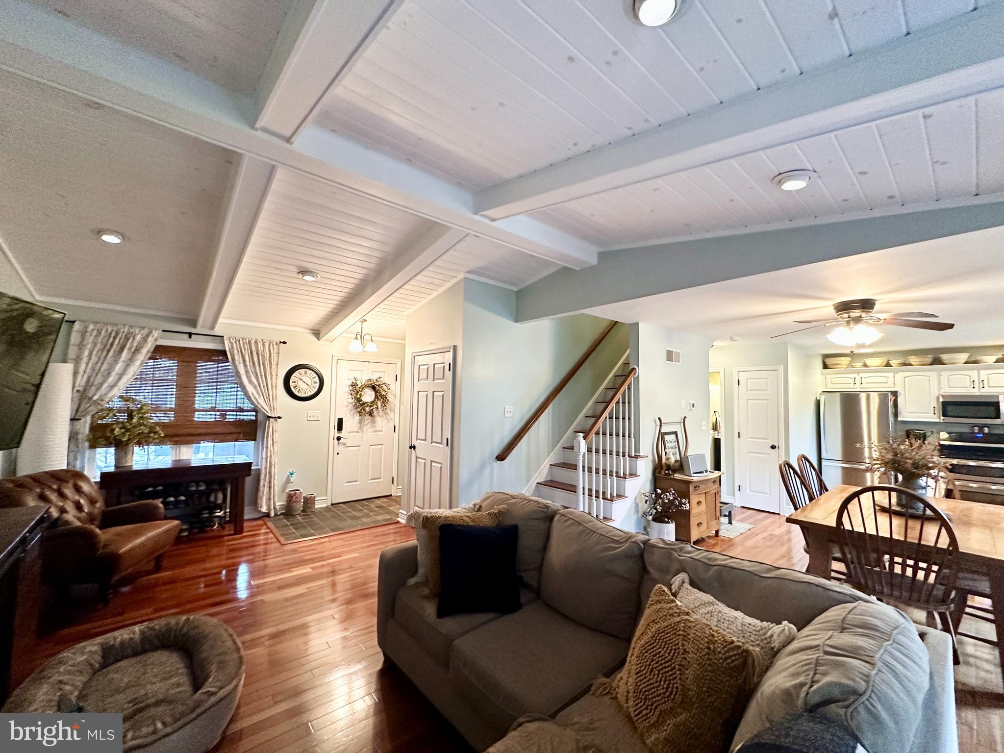 TWIN CREEKS - Residential