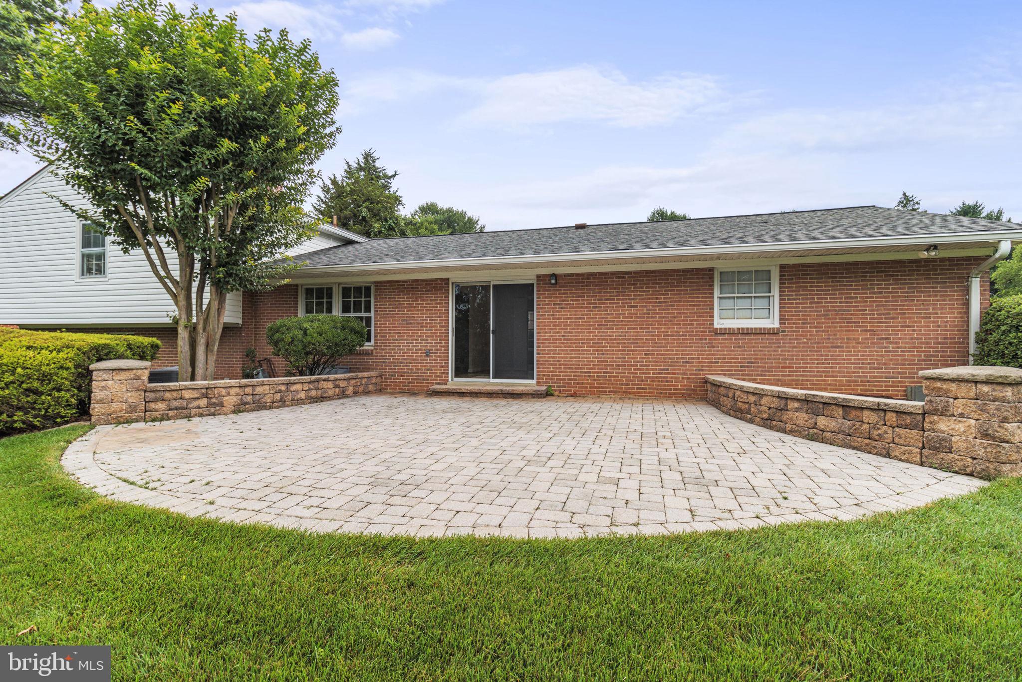 STONEGATE - Residential