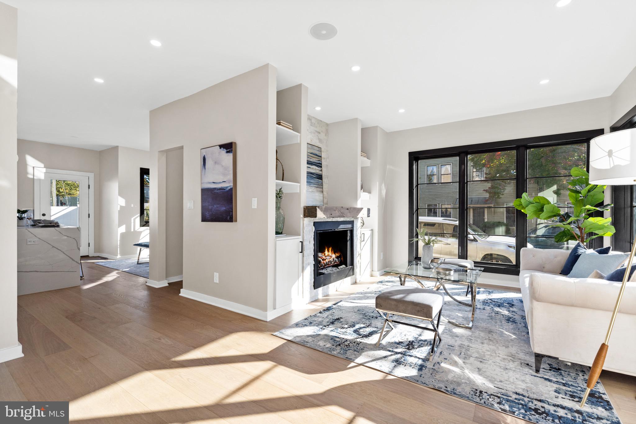 PARKER GRAY - Residential