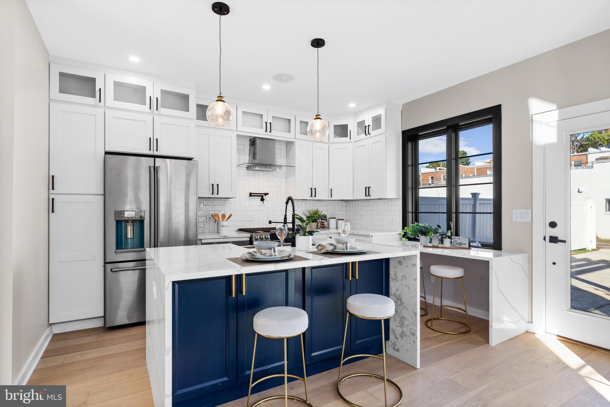 PARKER GRAY - Residential