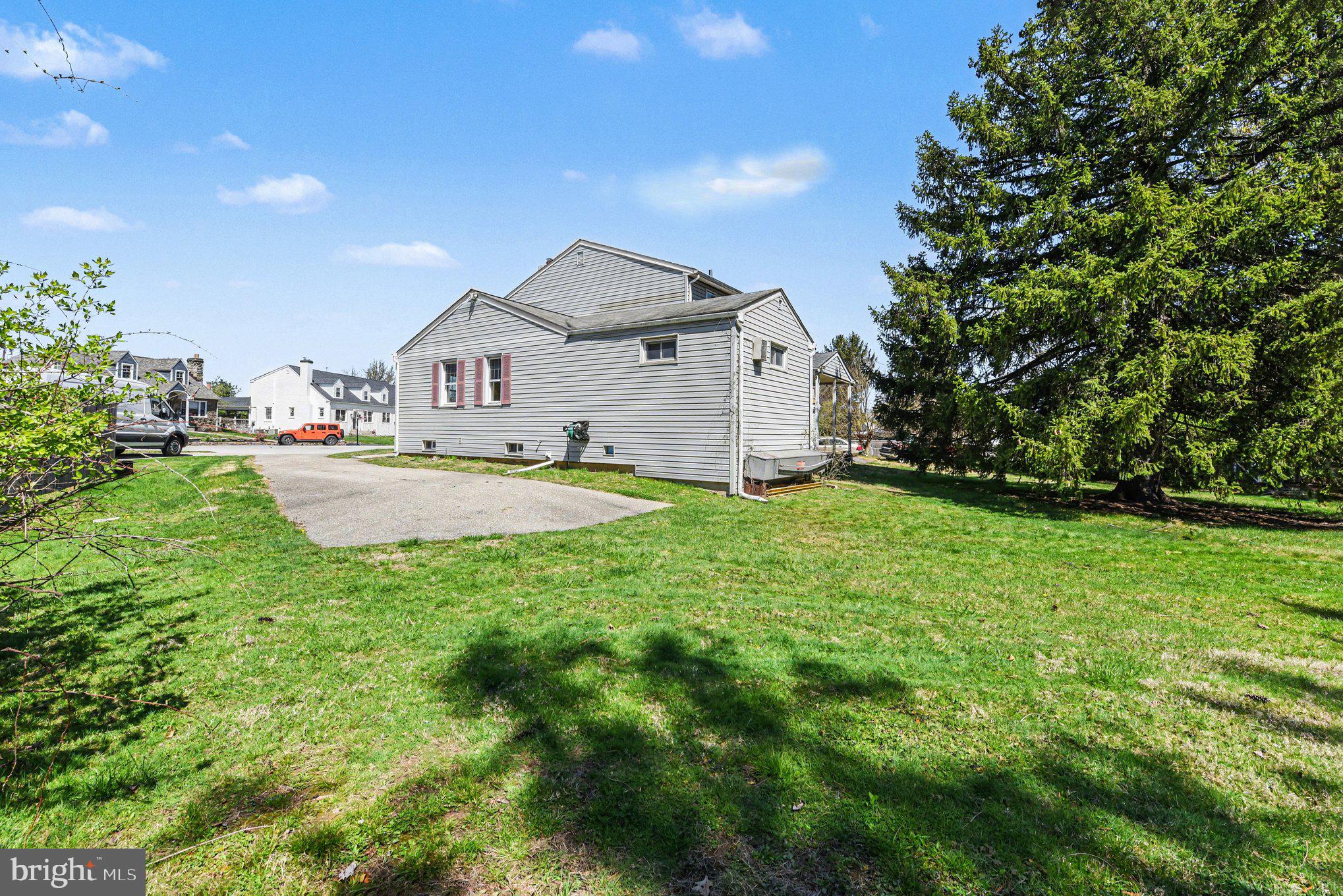 HARMONVILLE - Residential