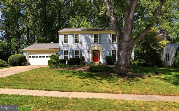 9926 STONE WOOD CT, BURKE, VA 22015 - Image 2b75d45f30ed01a898ea009e25f2d8ca/1796752932