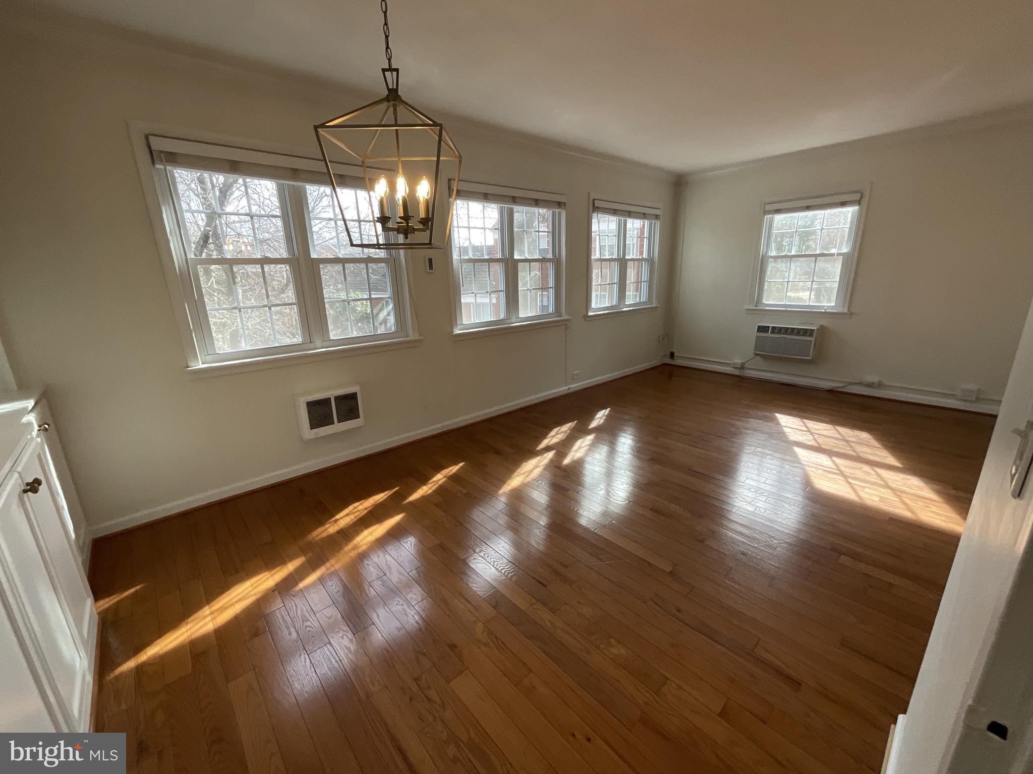 PARKFAIRFAX - Residential Lease