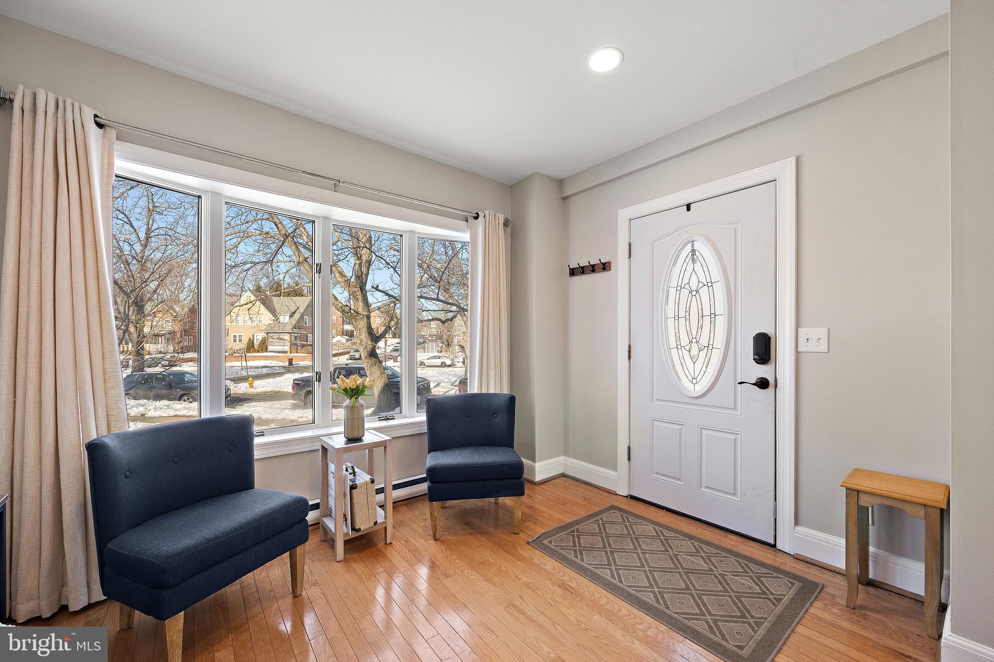 220 S BANCROFT PARKWAY