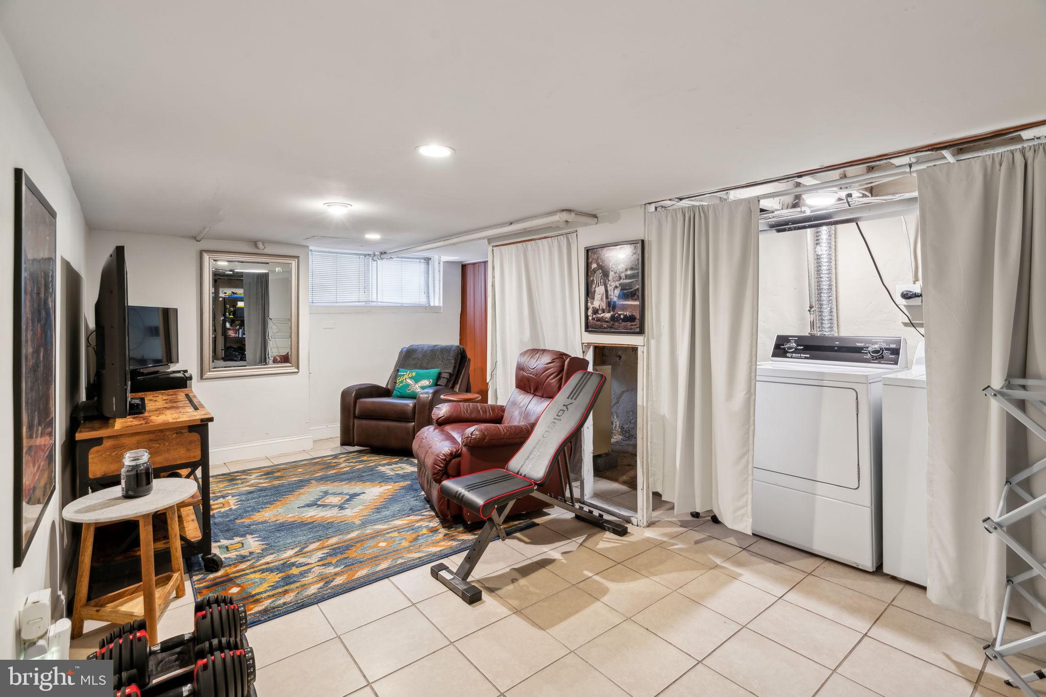 NEWBOLD - Residential