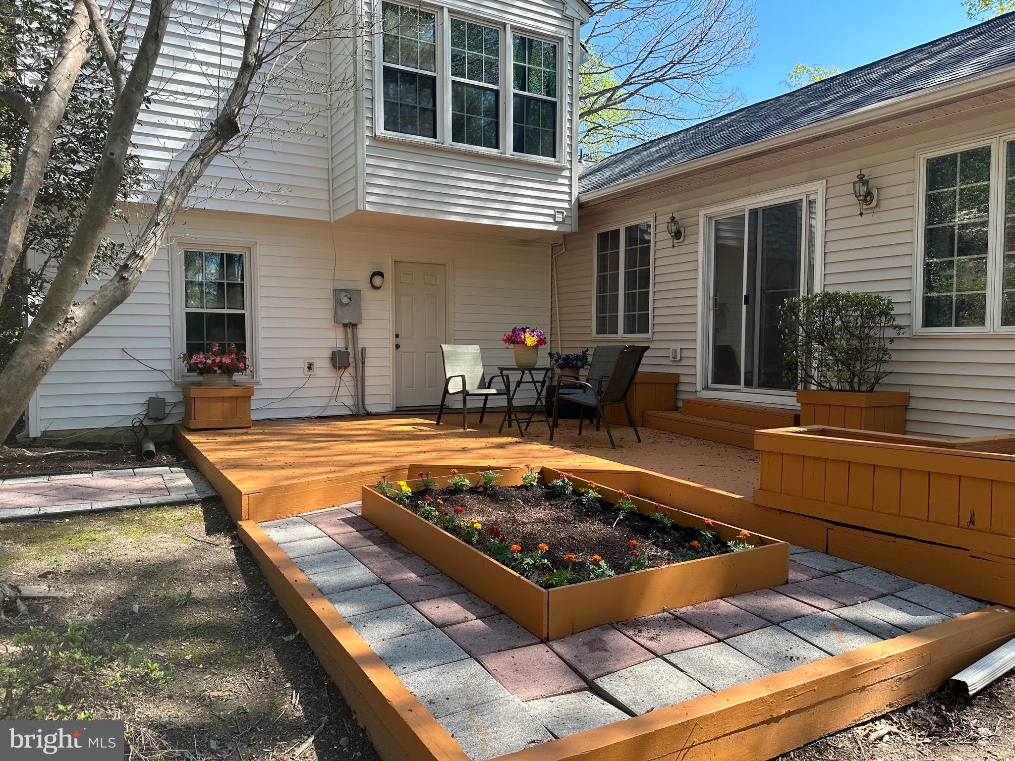 TIMBERLAKE ESTATES SOUTH - Residential