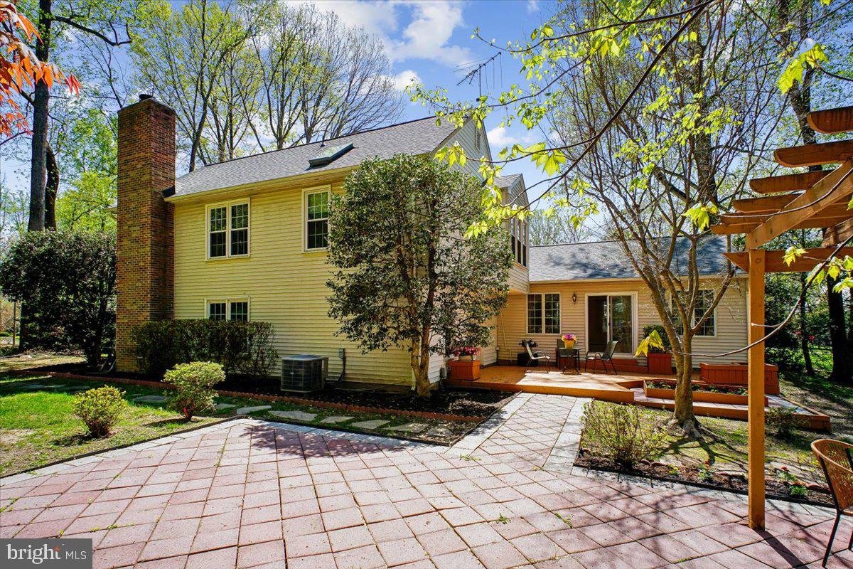 TIMBERLAKE ESTATES SOUTH - Residential