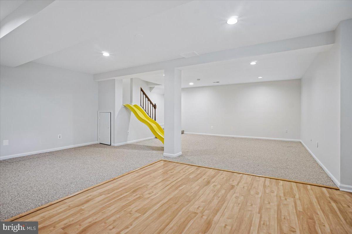 TIMBERLAKE ESTATES SOUTH - Residential