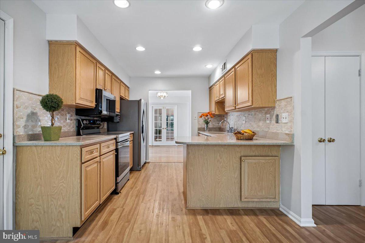 TIMBERLAKE ESTATES SOUTH - Residential