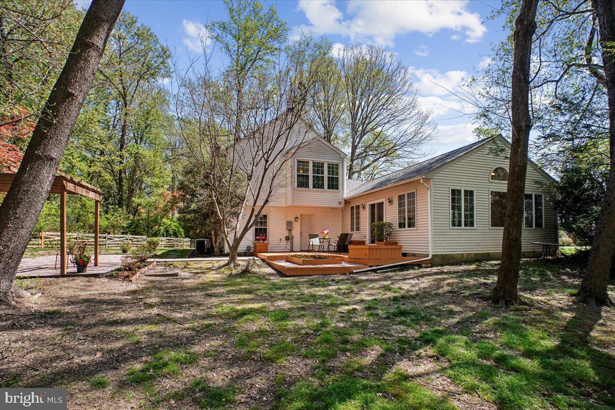 TIMBERLAKE ESTATES SOUTH - Residential